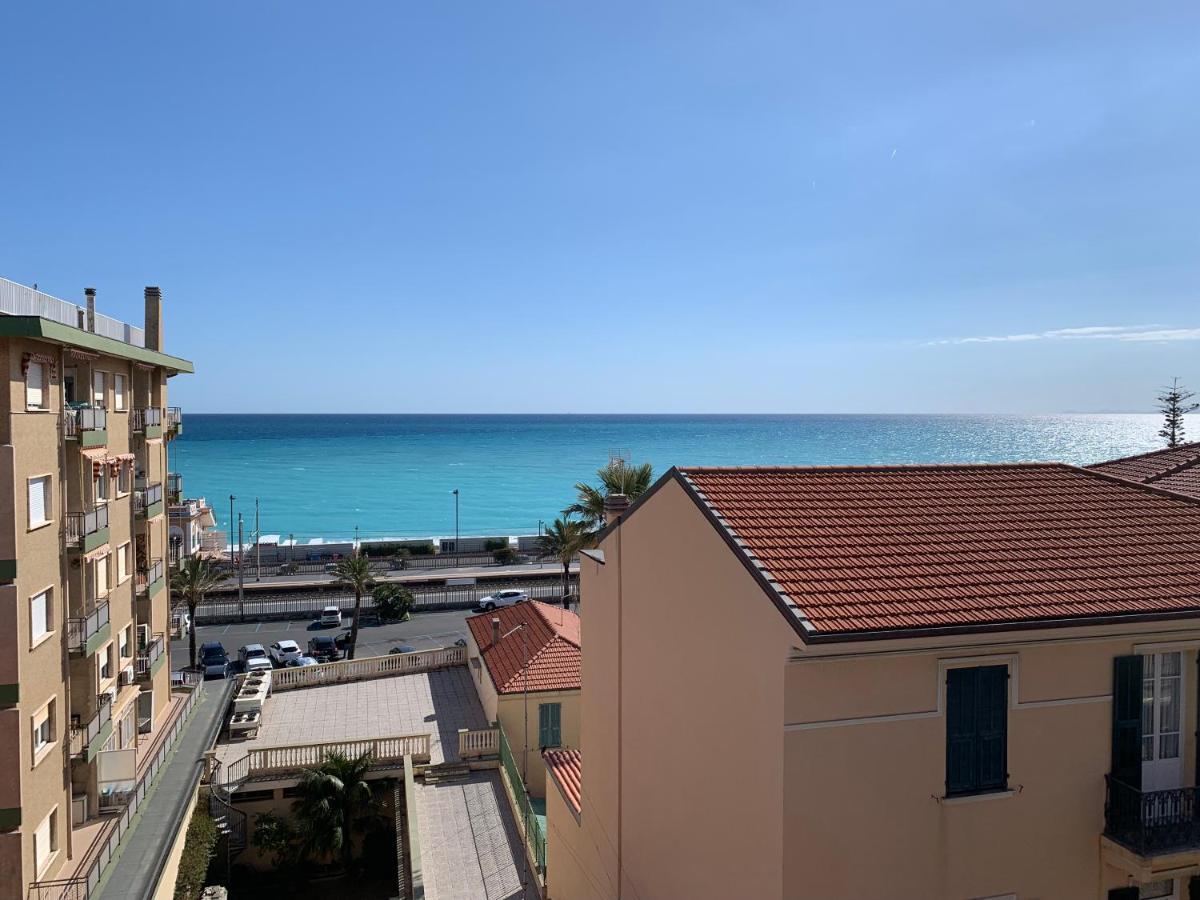 Ocean Appartement Bordighera Buitenkant foto